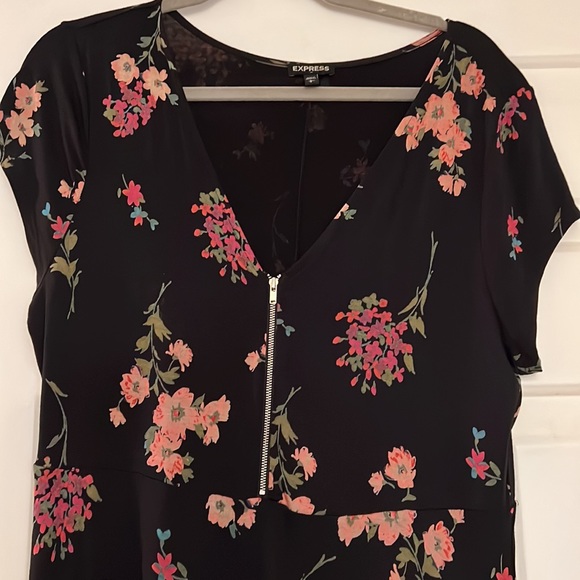 Spring Mini - Picture 2 of 6